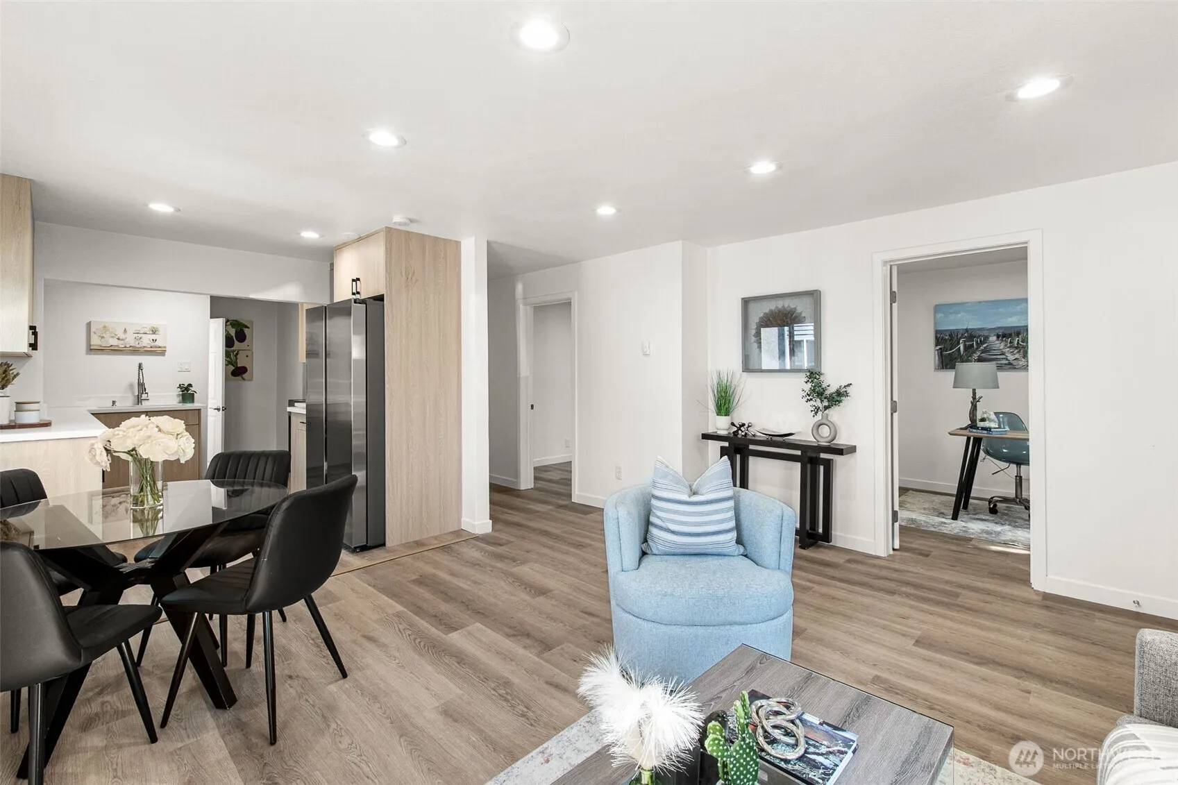 Property photo for 9044 9th Avenue Sw, Seattle photo 5