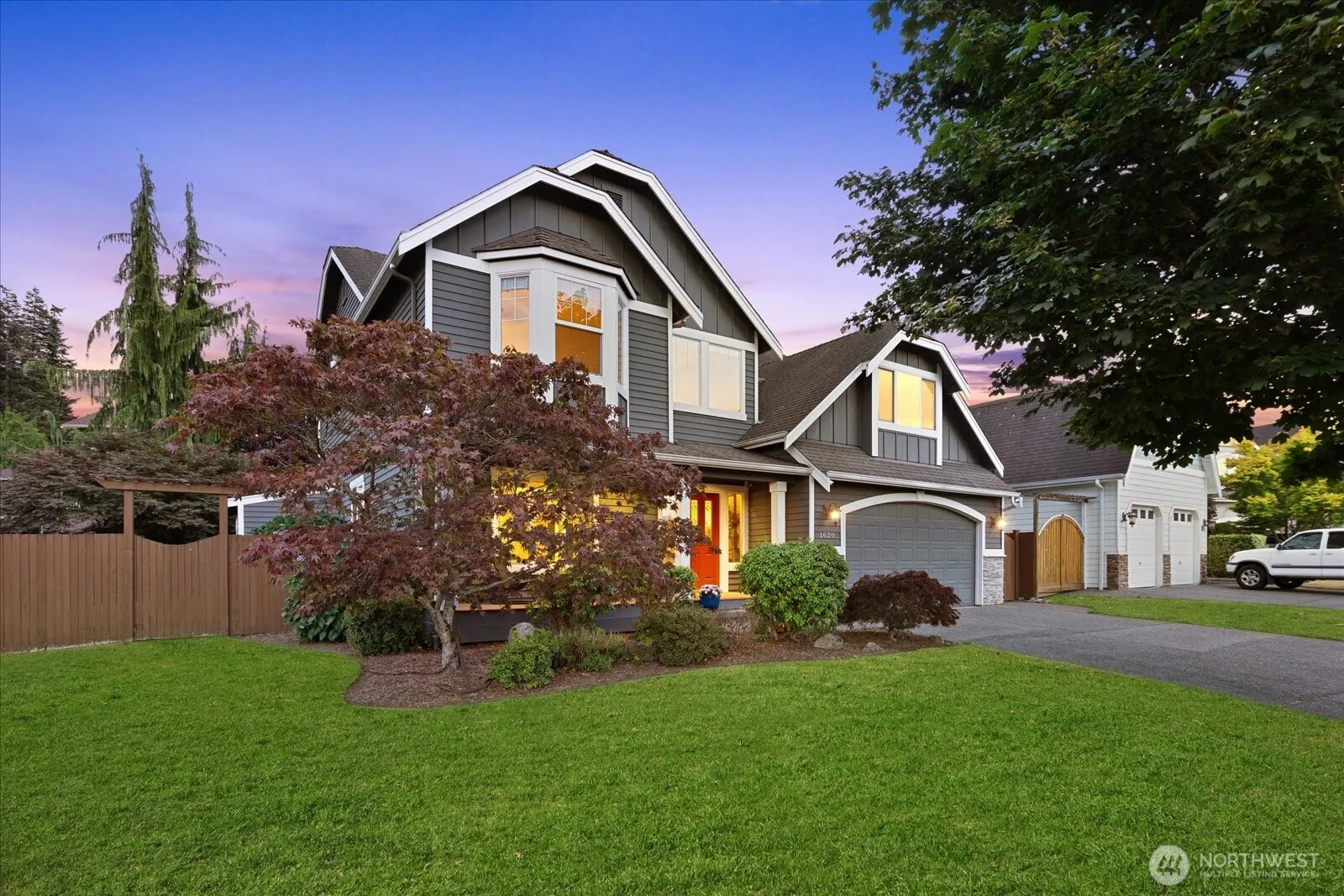 Property photo for 1620 Highland Terrace Court, Mukilteo photo 2