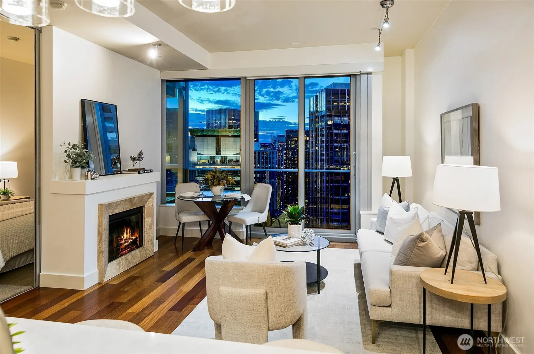 Property photo for 737 Olive Way #3101, Seattle photo 4