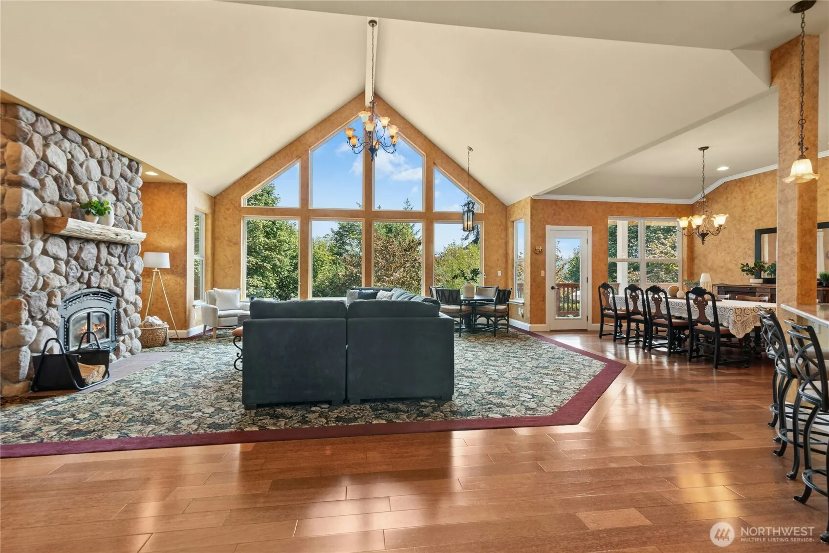 Property photo for 2 201st Avenue Ne, Snohomish photo 5