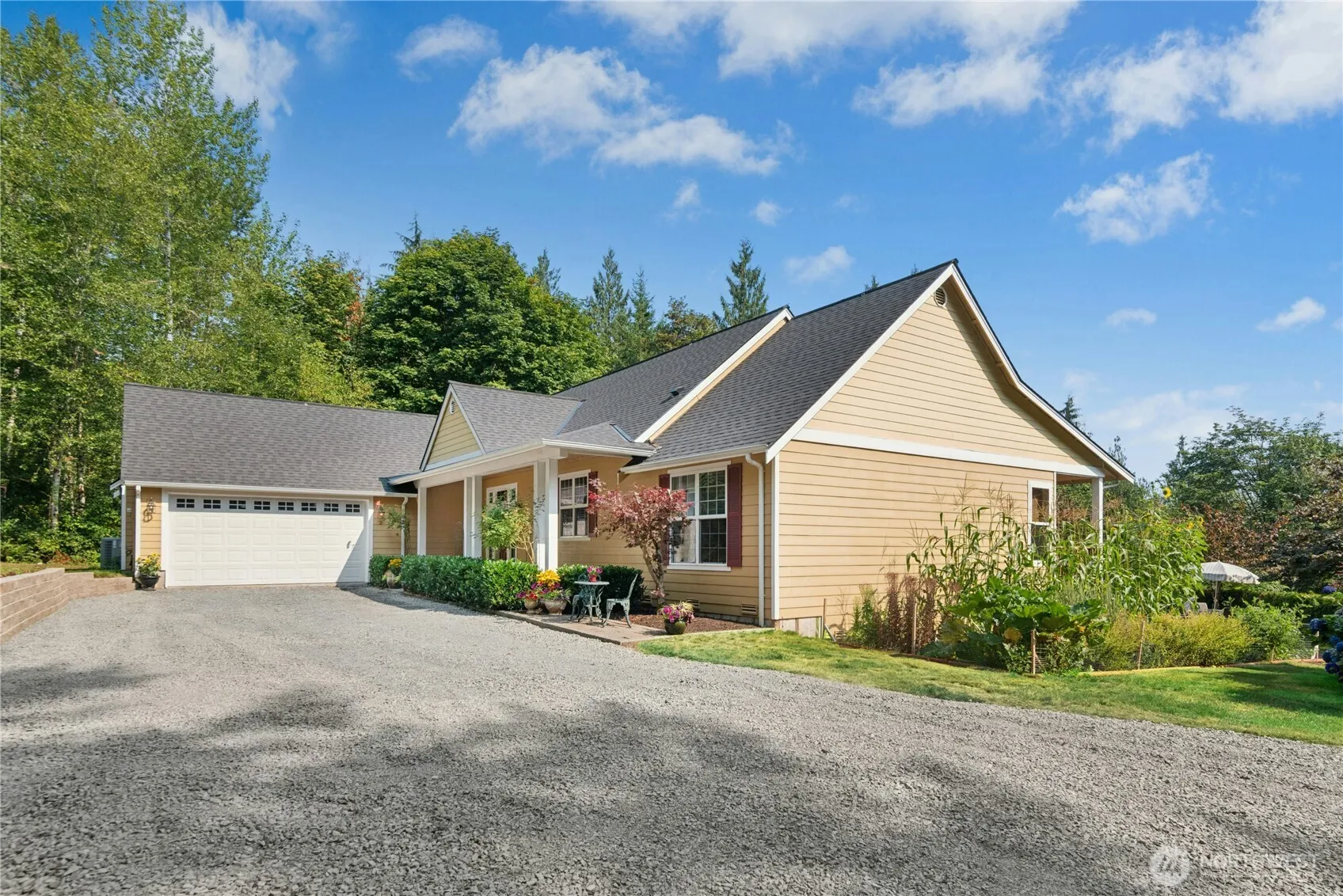 Property photo for 2 201st Avenue Ne, Snohomish photo 3