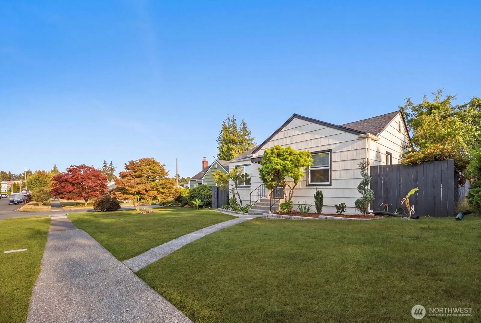 Property photo for 4106 N 15th Street, Tacoma photo 2