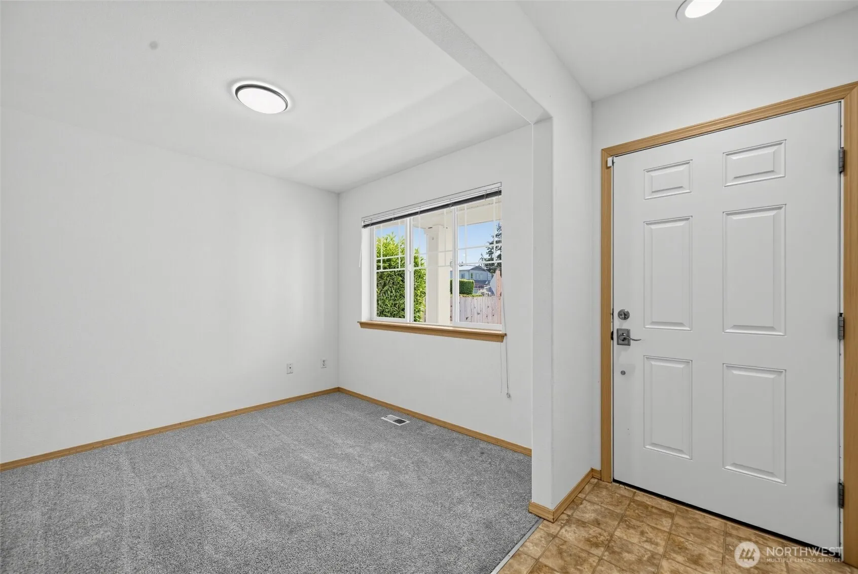Property photo for 10129 19th Avenue S, Tacoma photo 5