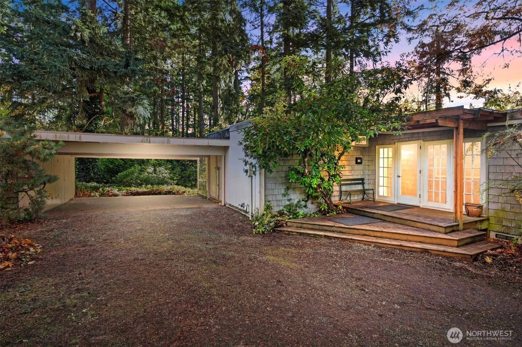 Property photo for 12117 Se 26th Street, Bellevue