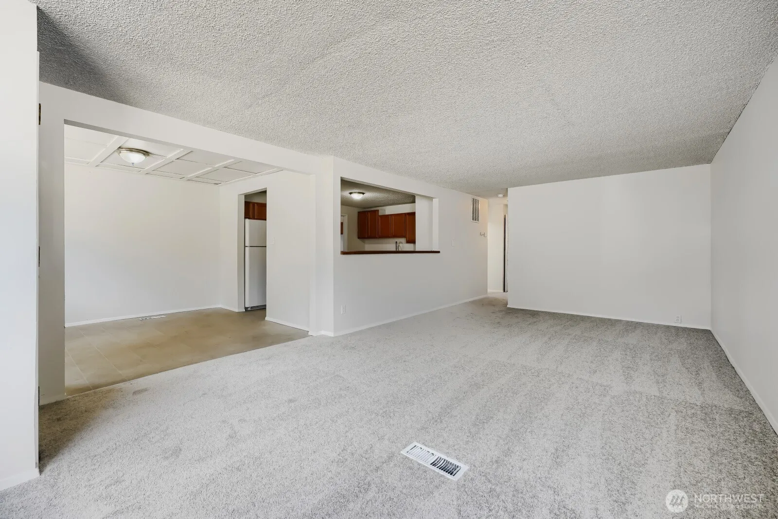 Property photo for 31349 13th Avenue S, Federal Way photo 3