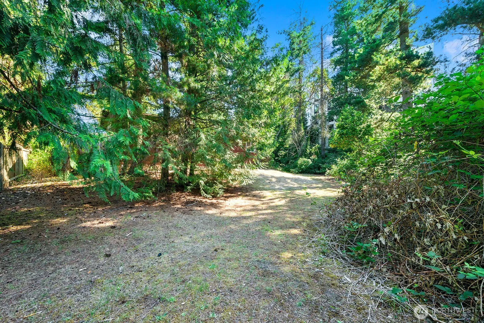 Property photo for 17552 12th Avenue Ne, Shoreline