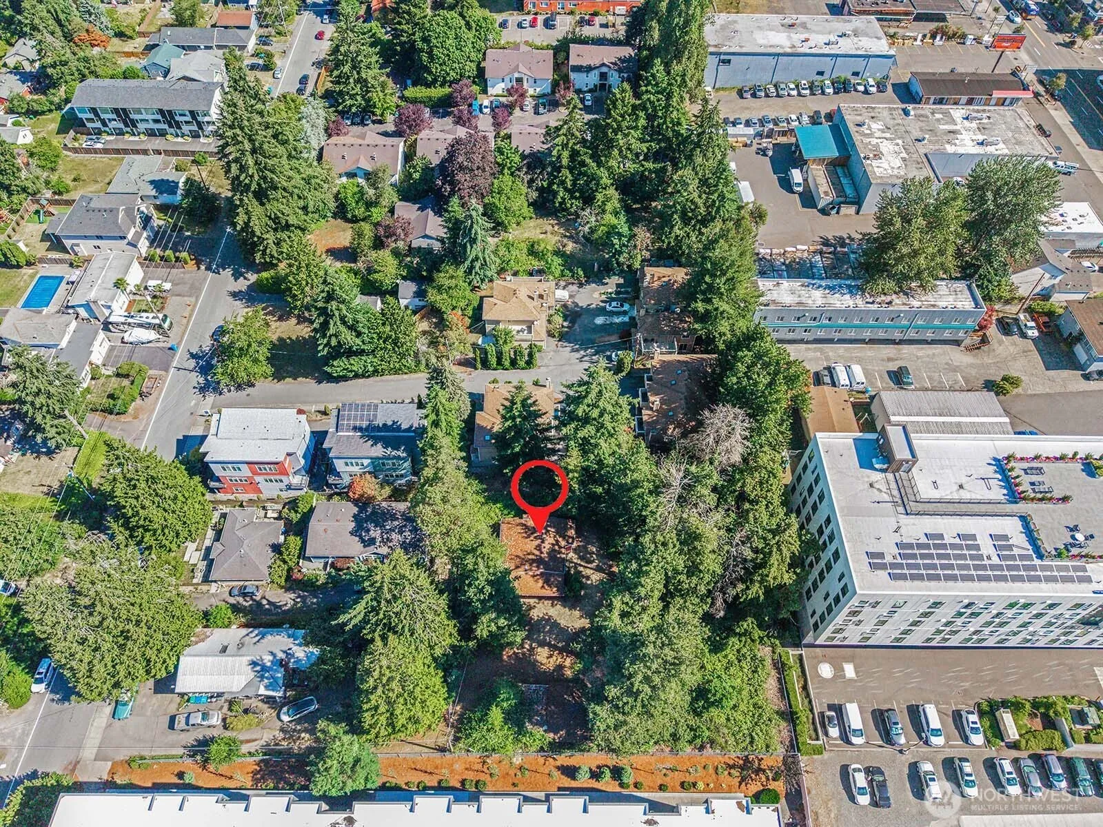 Property photo for 17552 12th Avenue Ne, Shoreline photo 2
