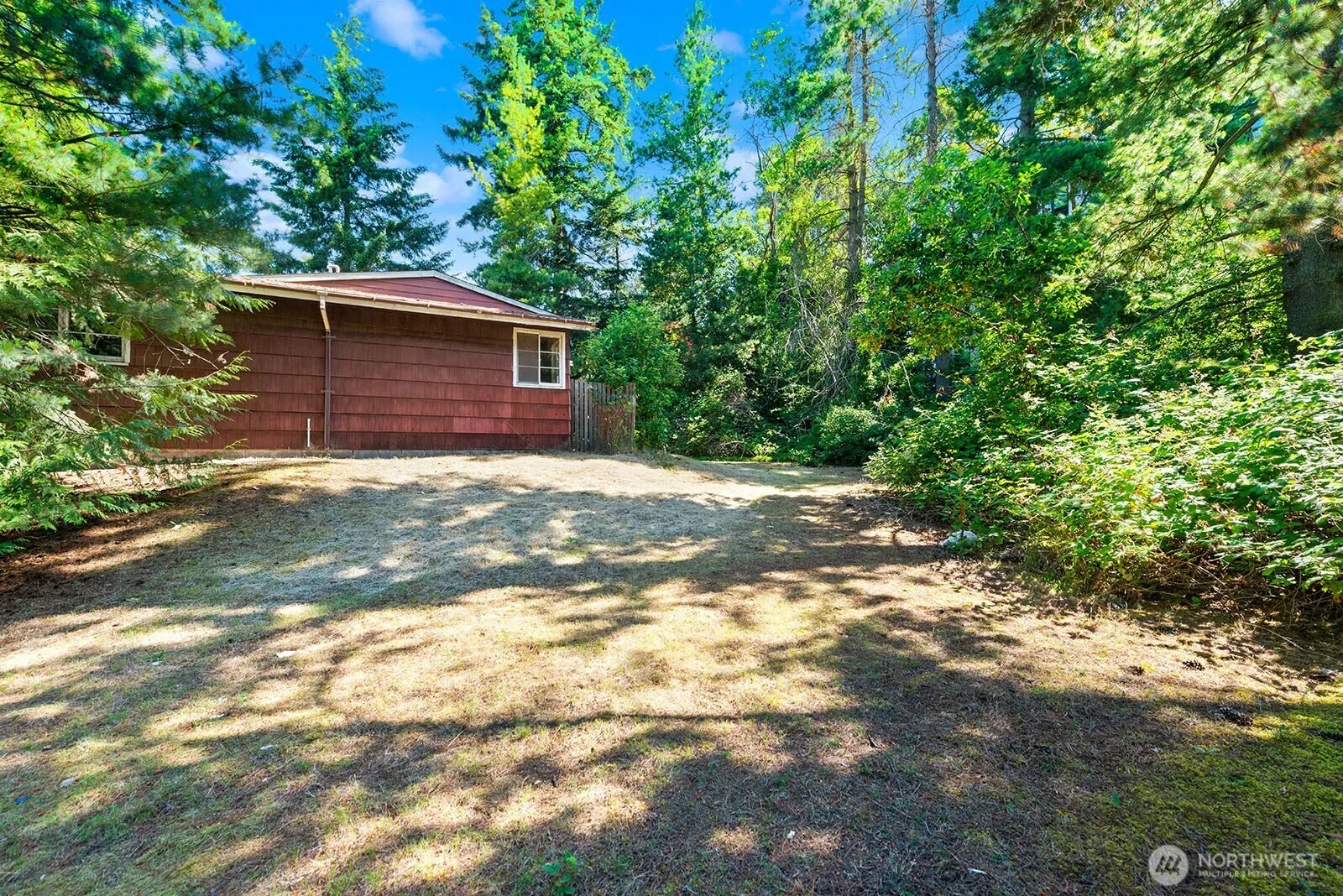 Property photo for 17552 12th Avenue Ne, Shoreline photo 3