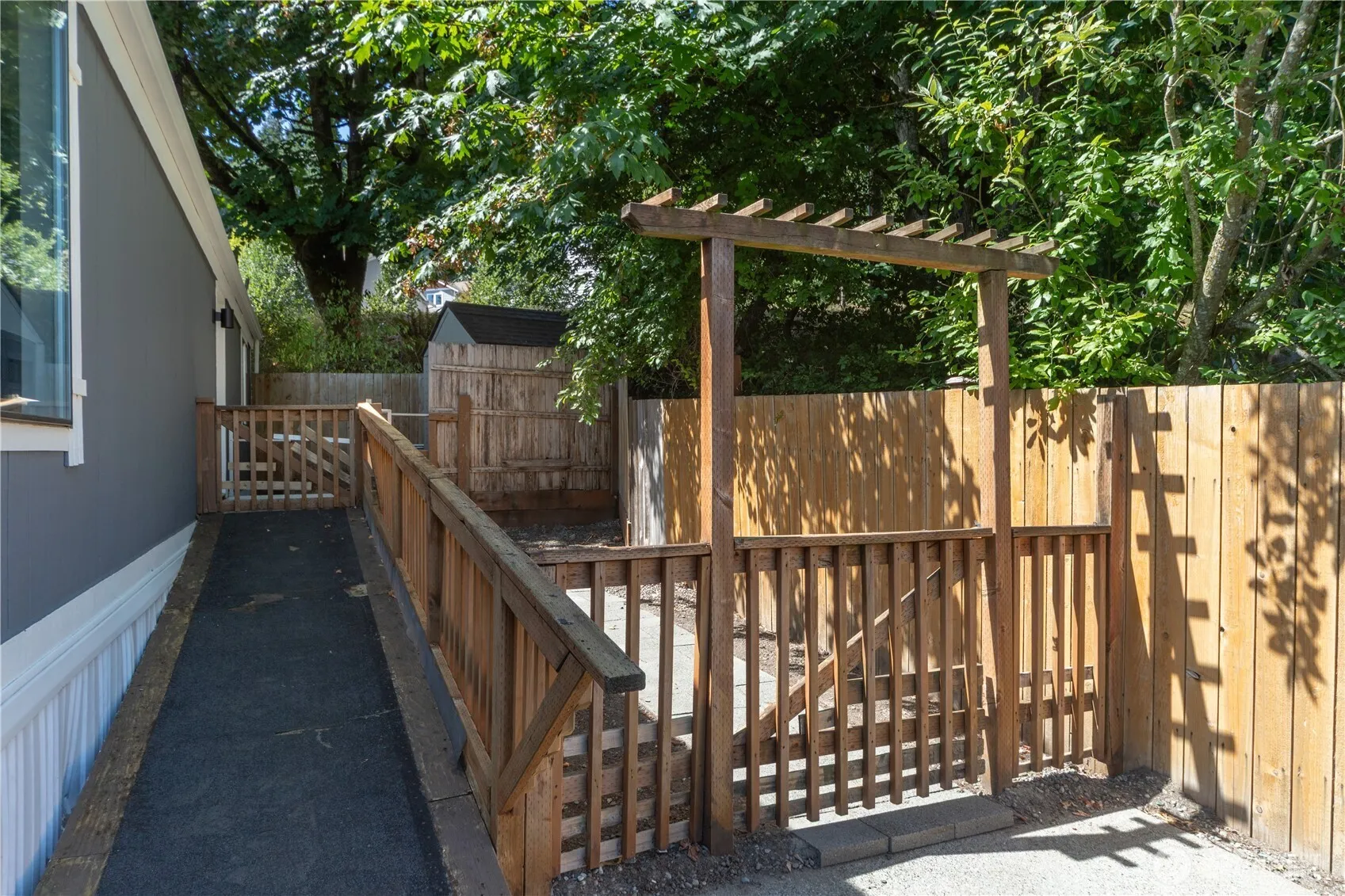 Property photo for 1420 Steele Creek, Bremerton photo 2