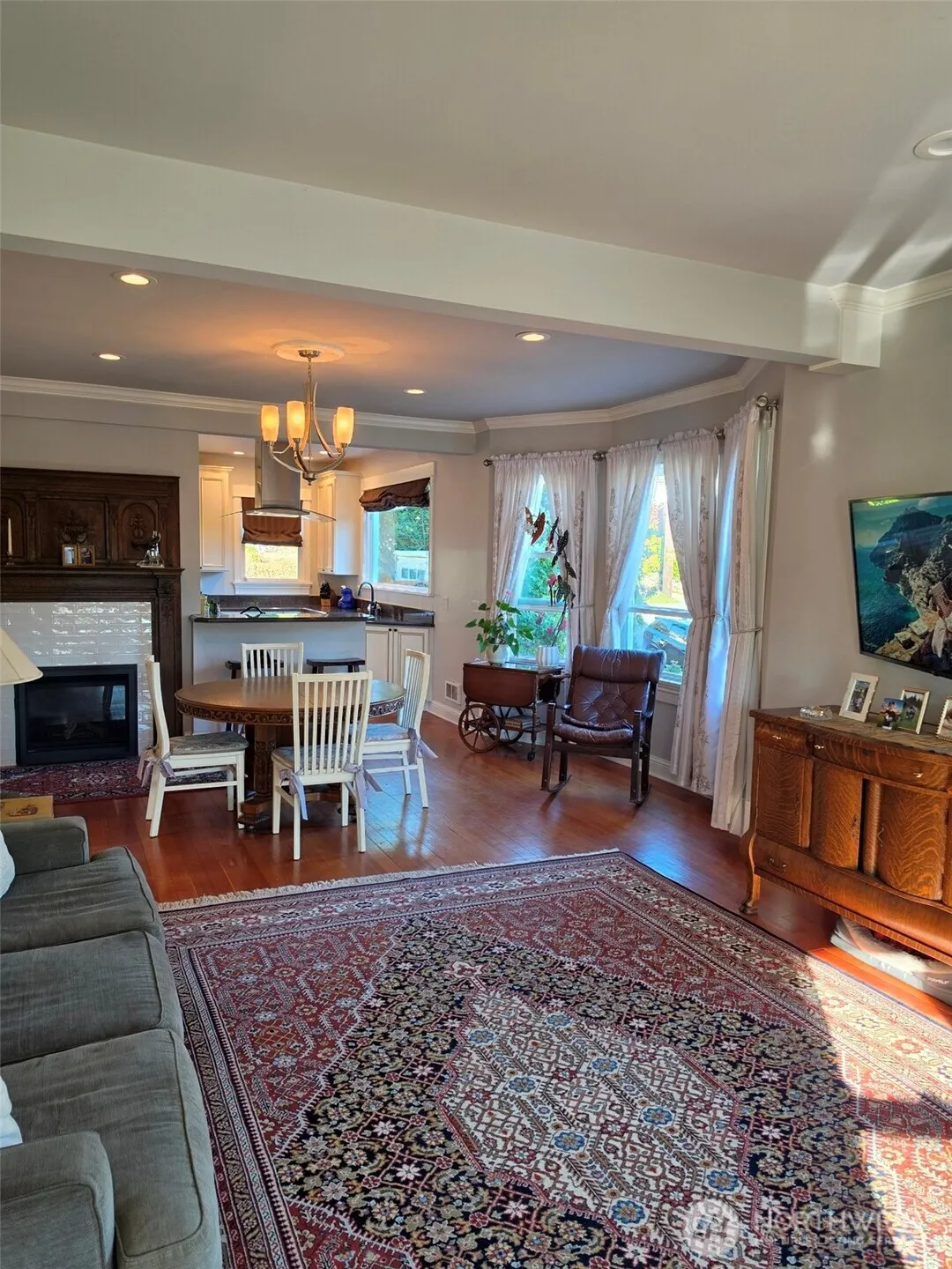 Property photo for 7652 E Green Lake Drive N, Seattle photo 5