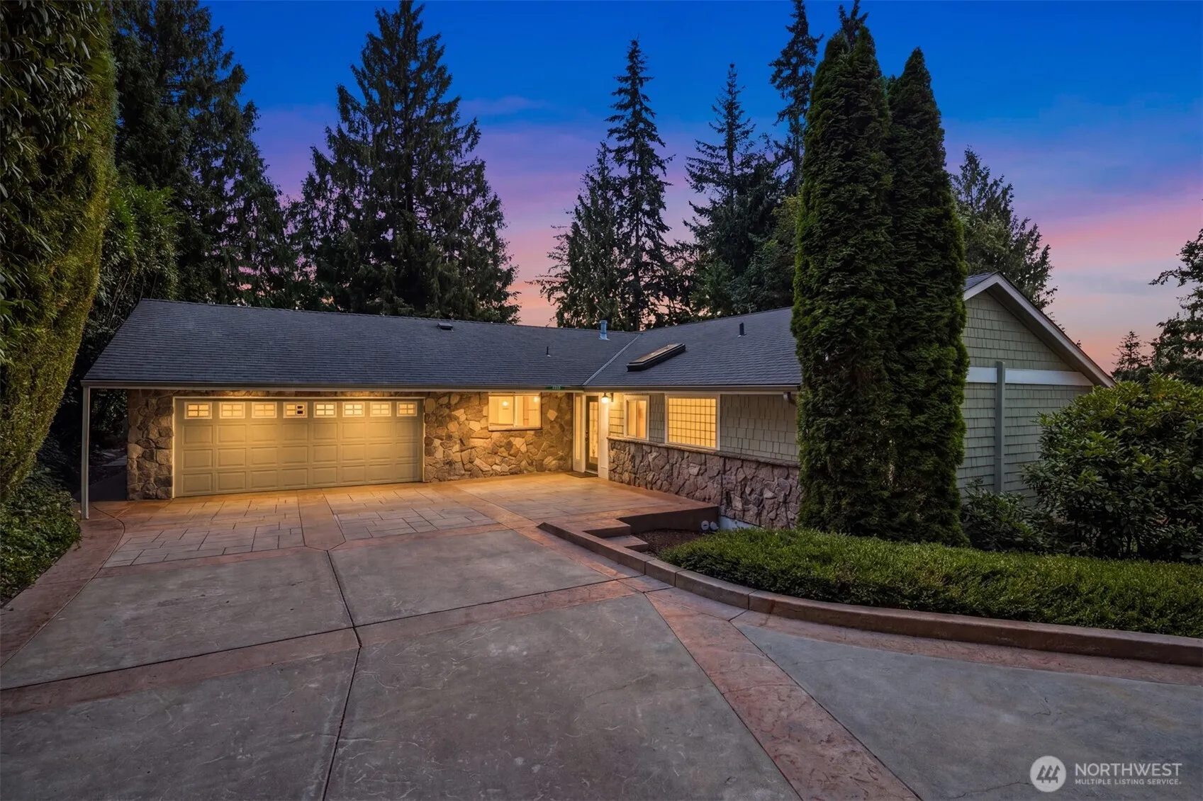 Property photo for 4859 86th Avenue Se, Mercer Island photo 3