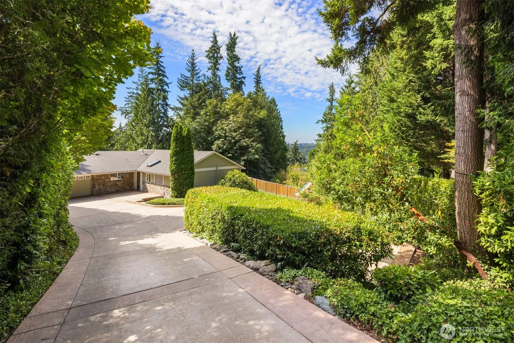 Property photo for 4859 86th Avenue Se, Mercer Island photo 2