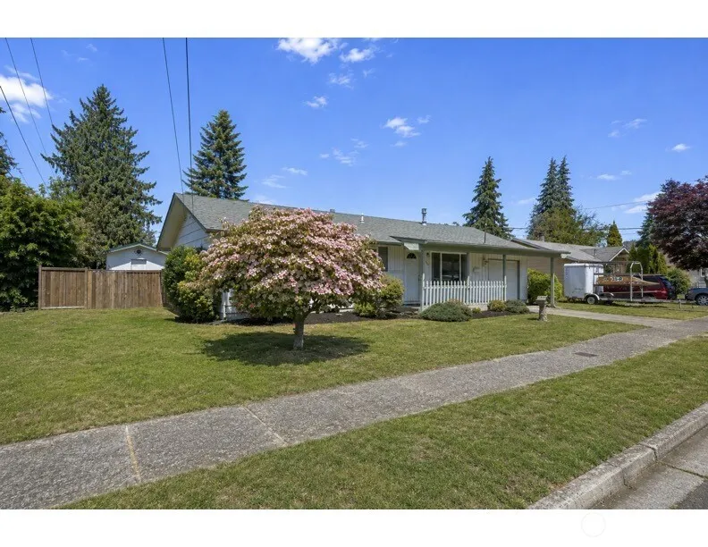 Property photo for 1005 20th Street Se, Auburn photo 2