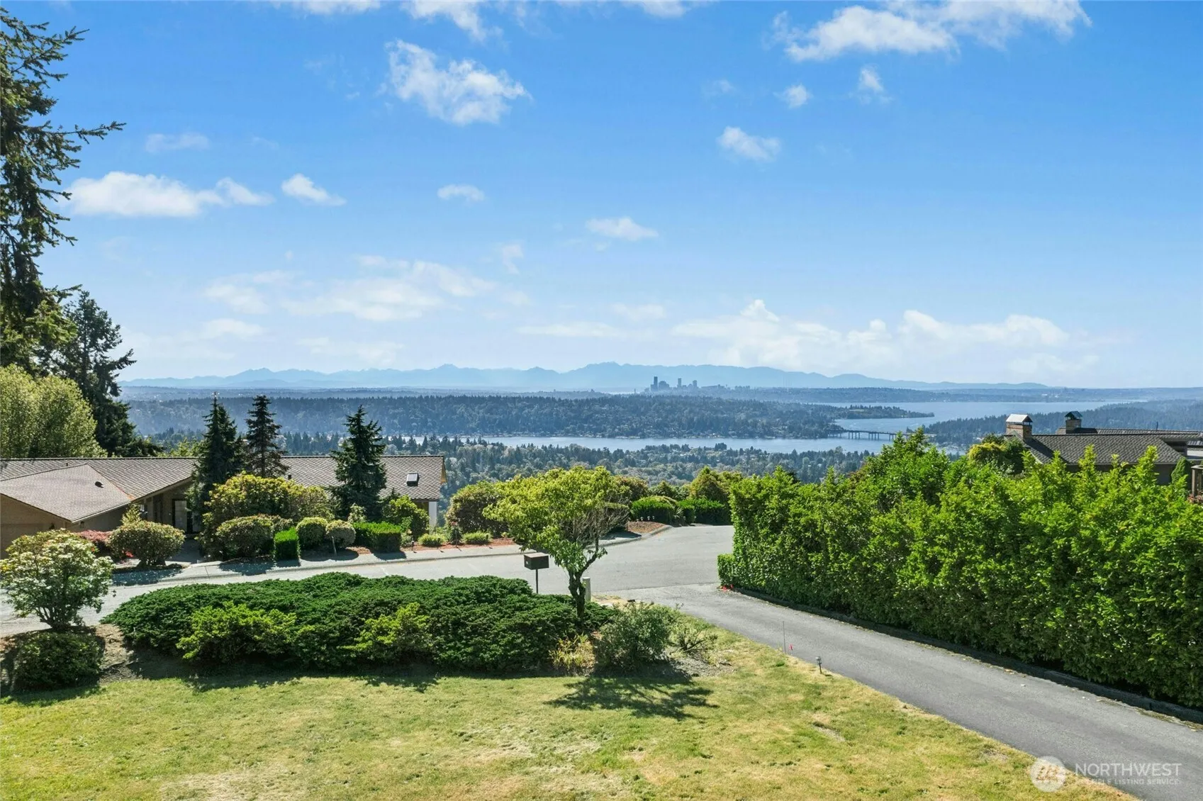 Property photo for 4736 Somerset Xxx Lot Avenue Se #lot, Bellevue