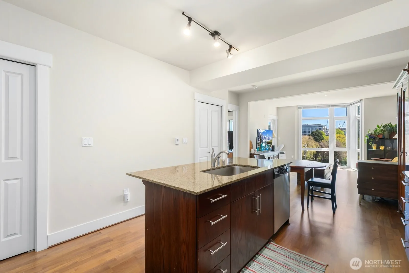 Property photo for 699 John Street #516, Seattle photo 5