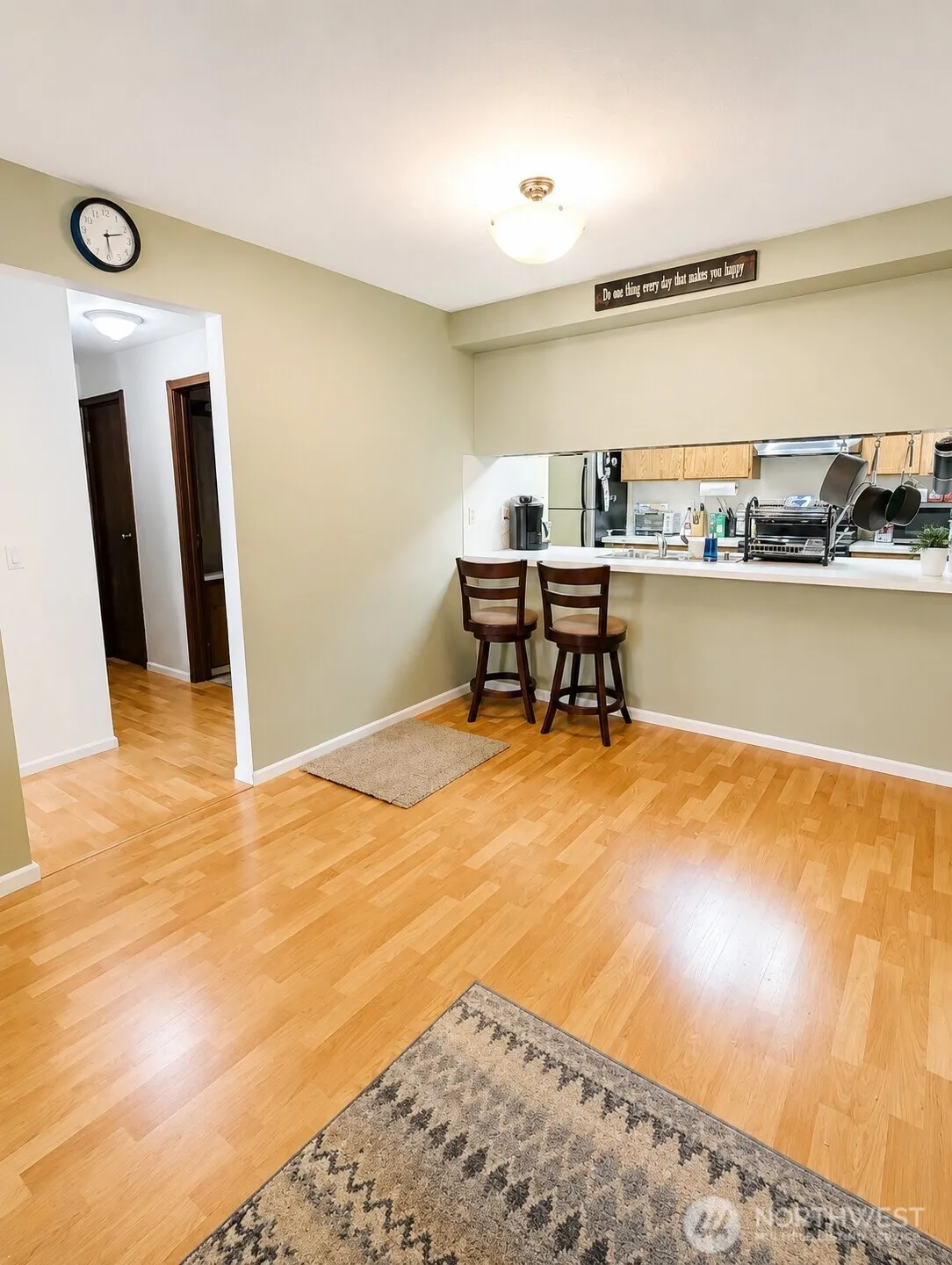 Property photo for 5719 Highway Place #6, Everett photo 3
