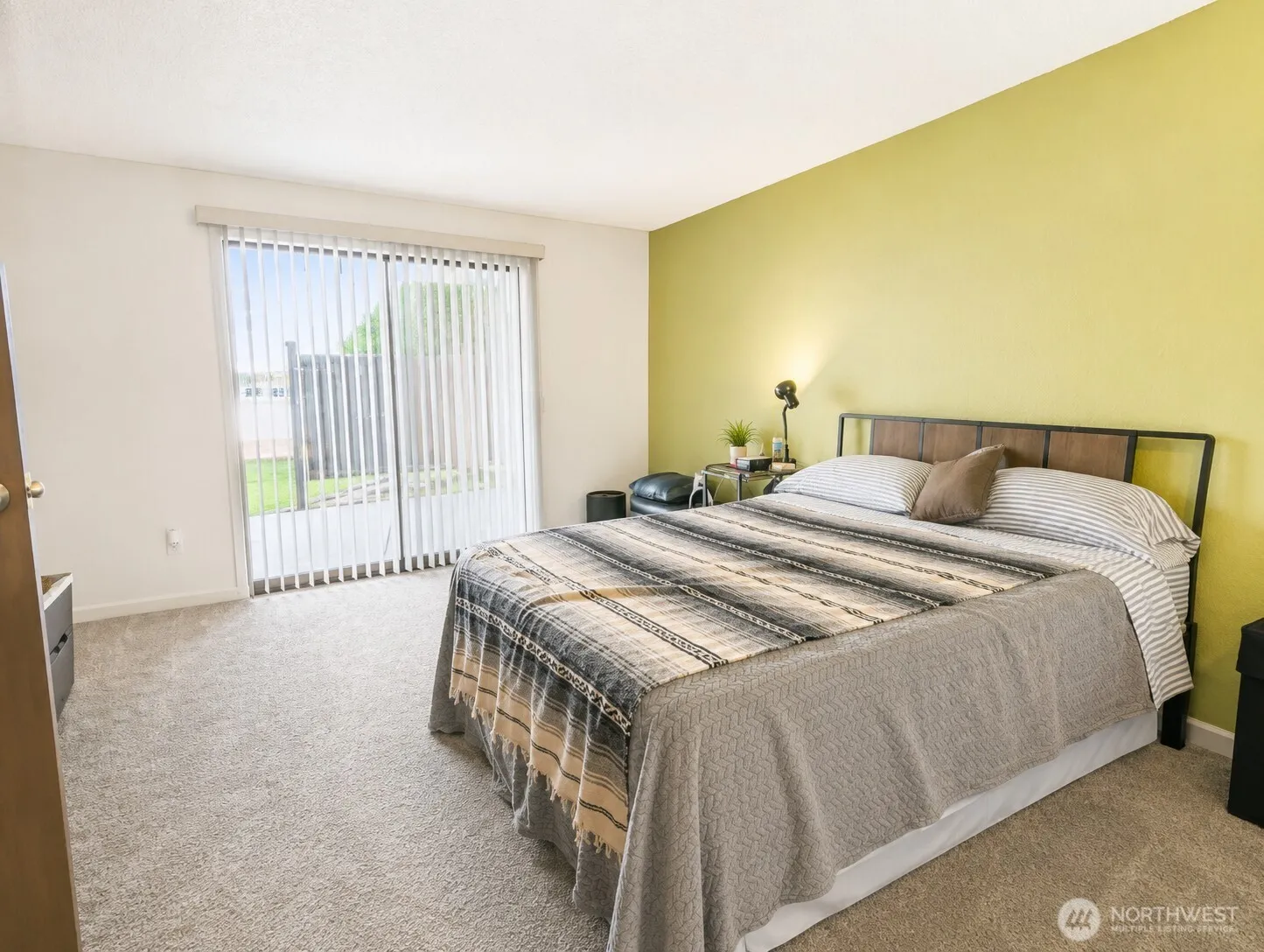 Property photo for 5719 Highway Place #6, Everett photo 4