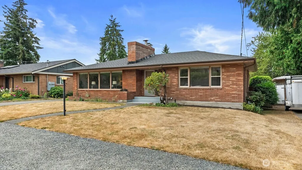 Property photo for 9533 14th Avenue Nw, Seattle