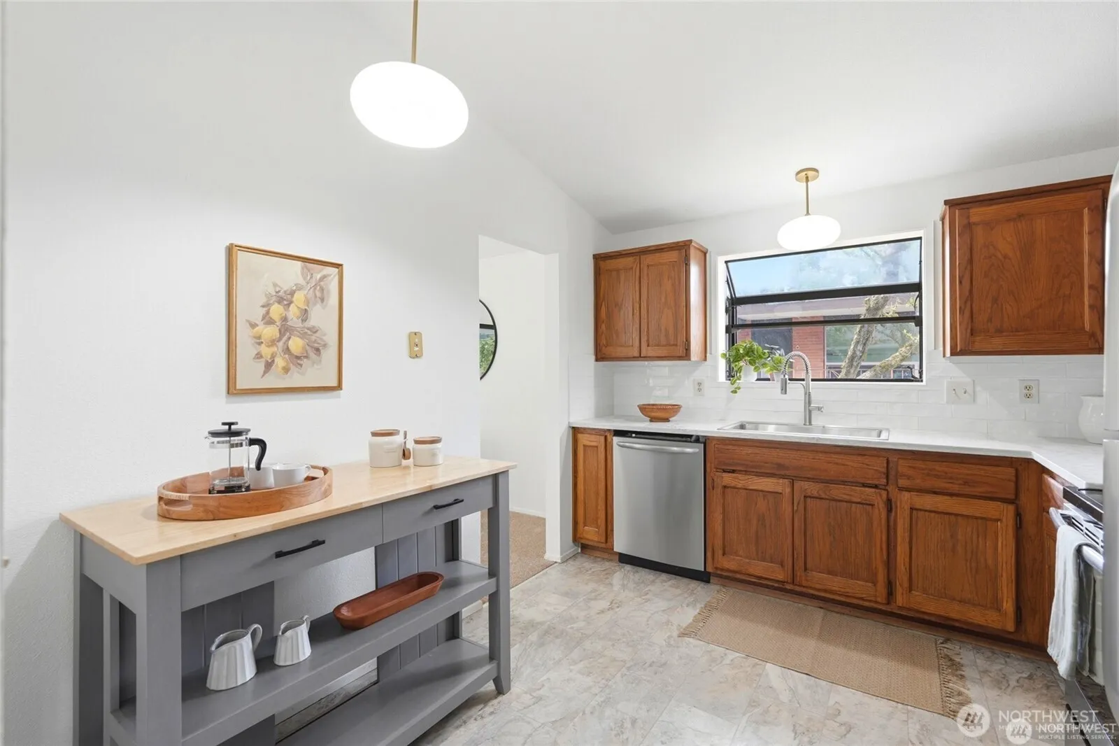 Property photo for 3519 Ne 95th Street, Seattle photo 4