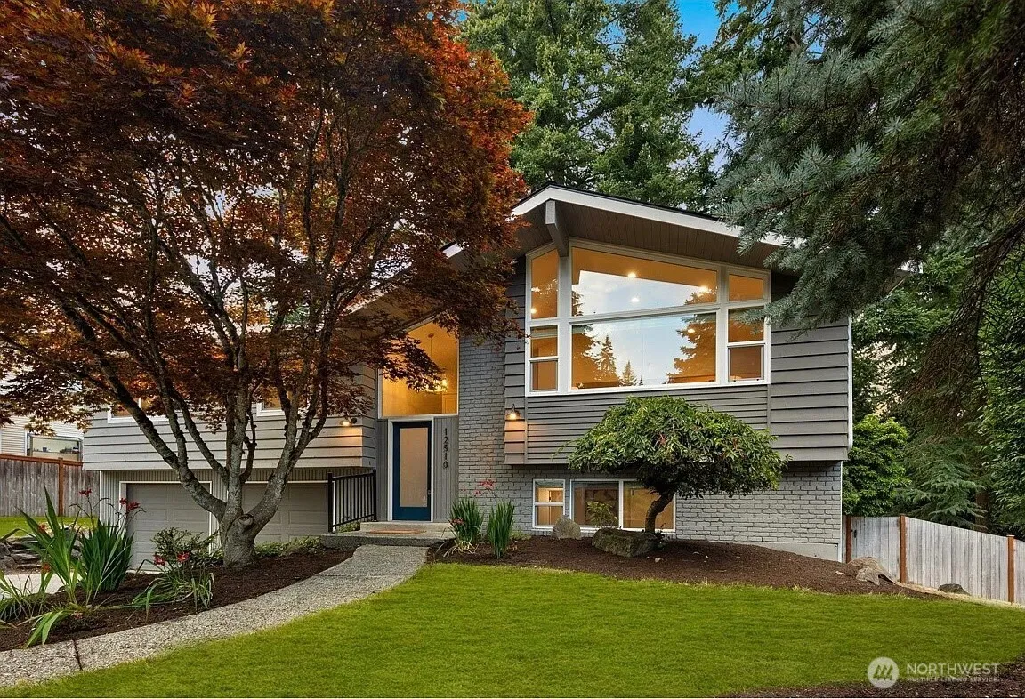Property photo for 12510 Se 48th Place, Bellevue