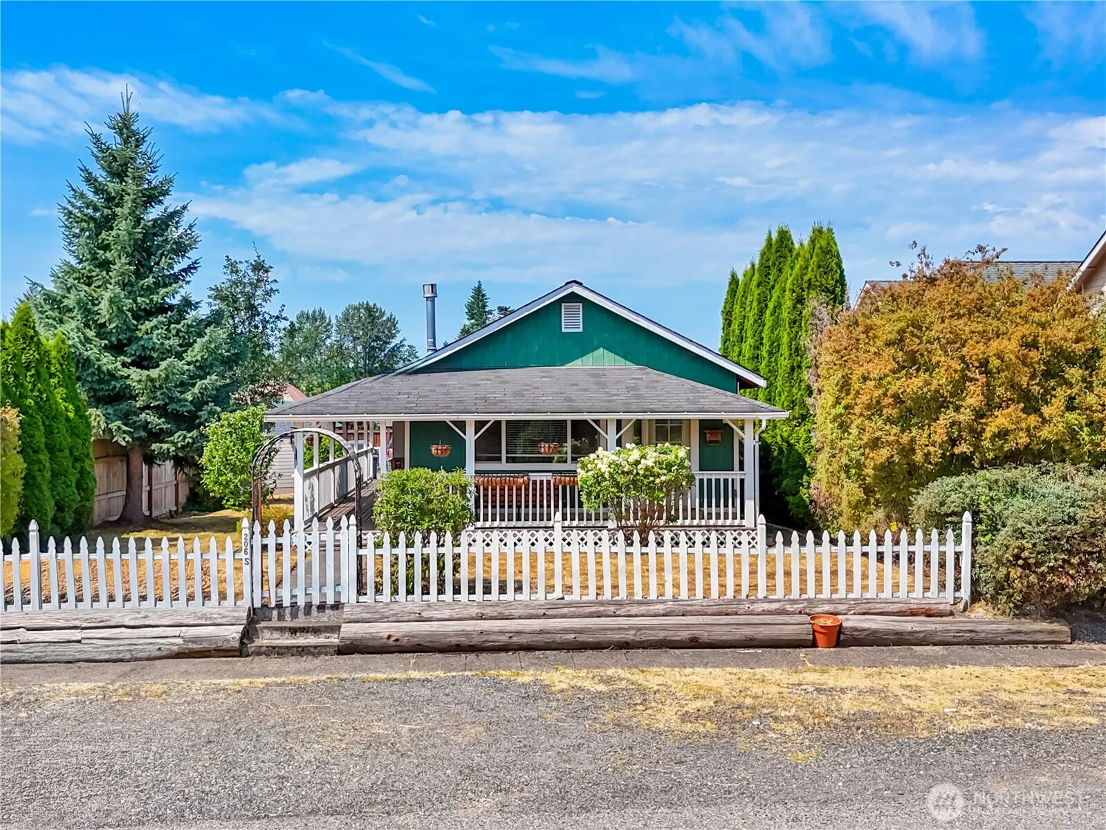 Property photo for 206 Kentucky Avenue, Granite Falls photo 3