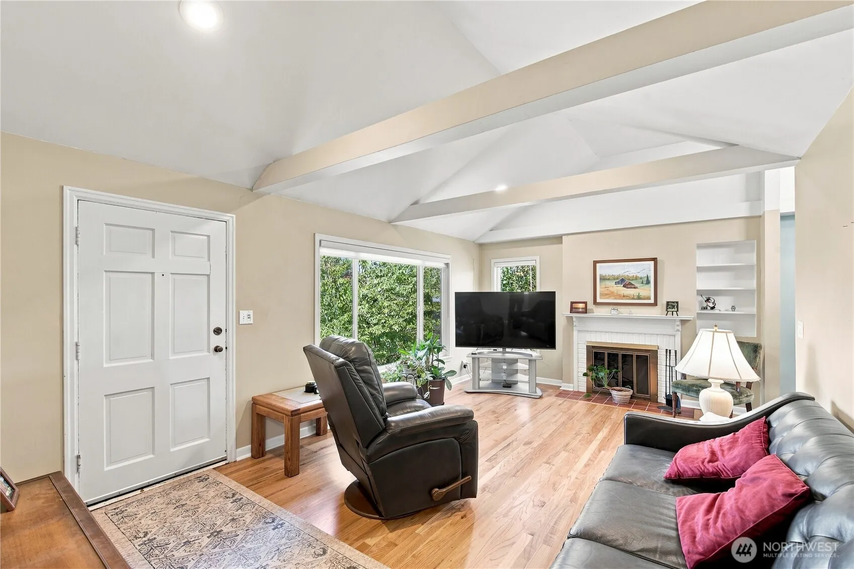 Property photo for 5920 39th Avenue Sw, Seattle photo 5