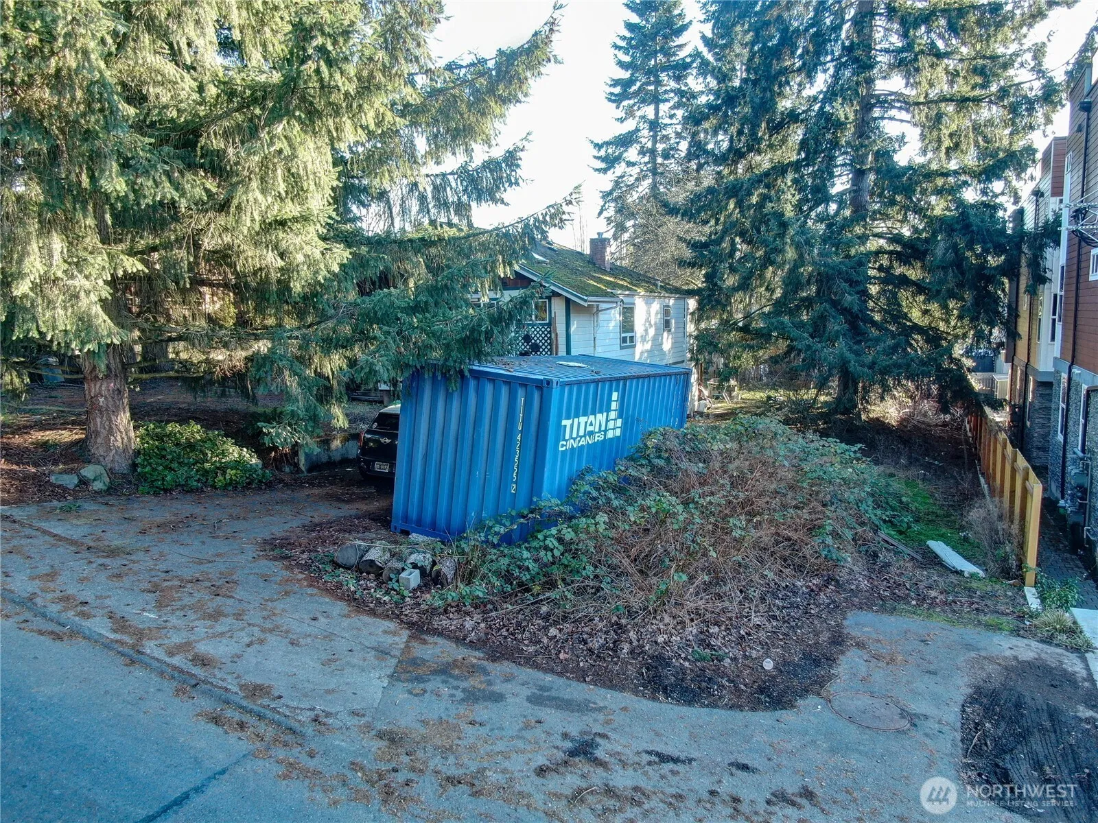 Property photo for 317 N 138th Street, Seattle photo 2