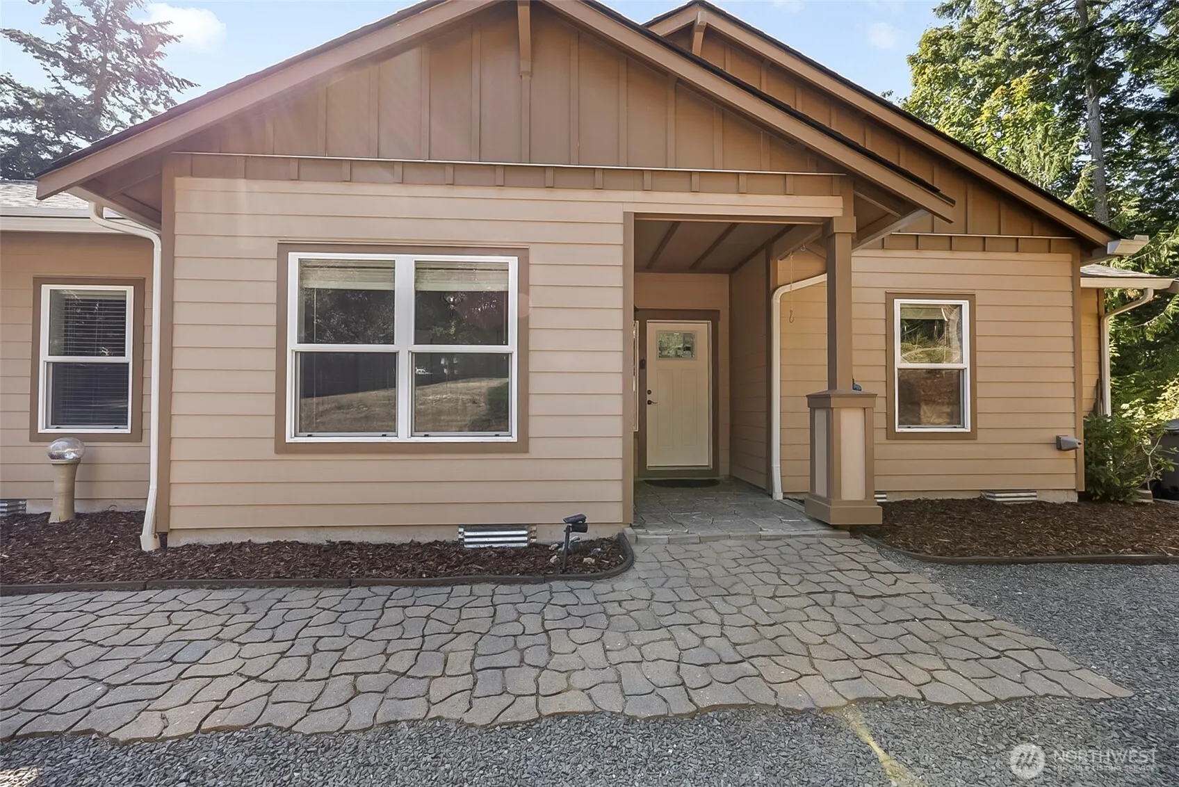 Property photo for 8479 E Caraway Road, Port Orchard photo 2
