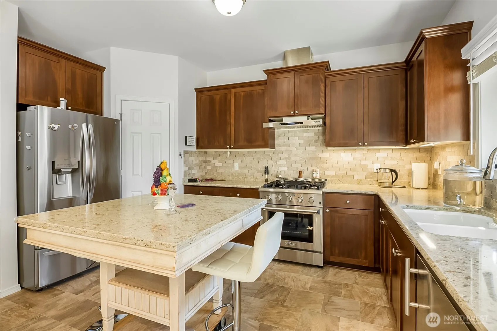 Property photo for 8479 E Caraway Road, Port Orchard photo 5