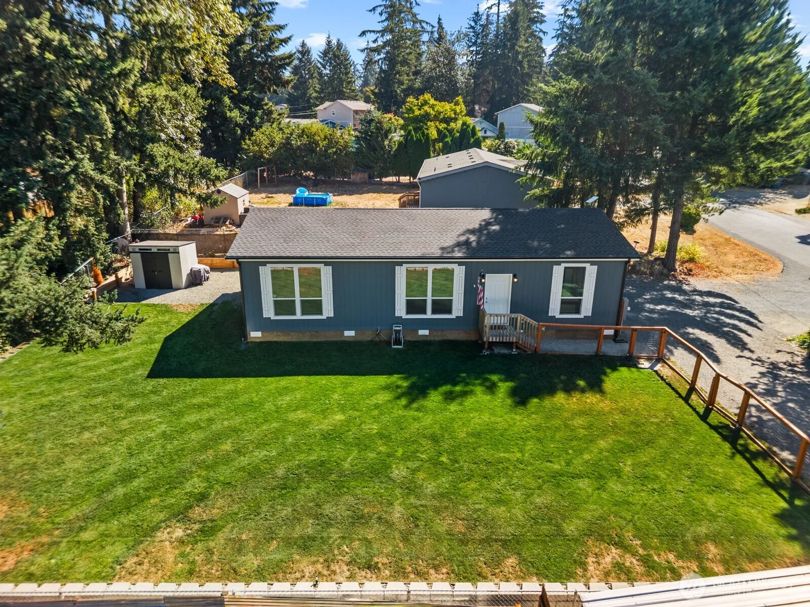 Property photo for 12813 Ridge Cir E, Bonney Lake photo 2