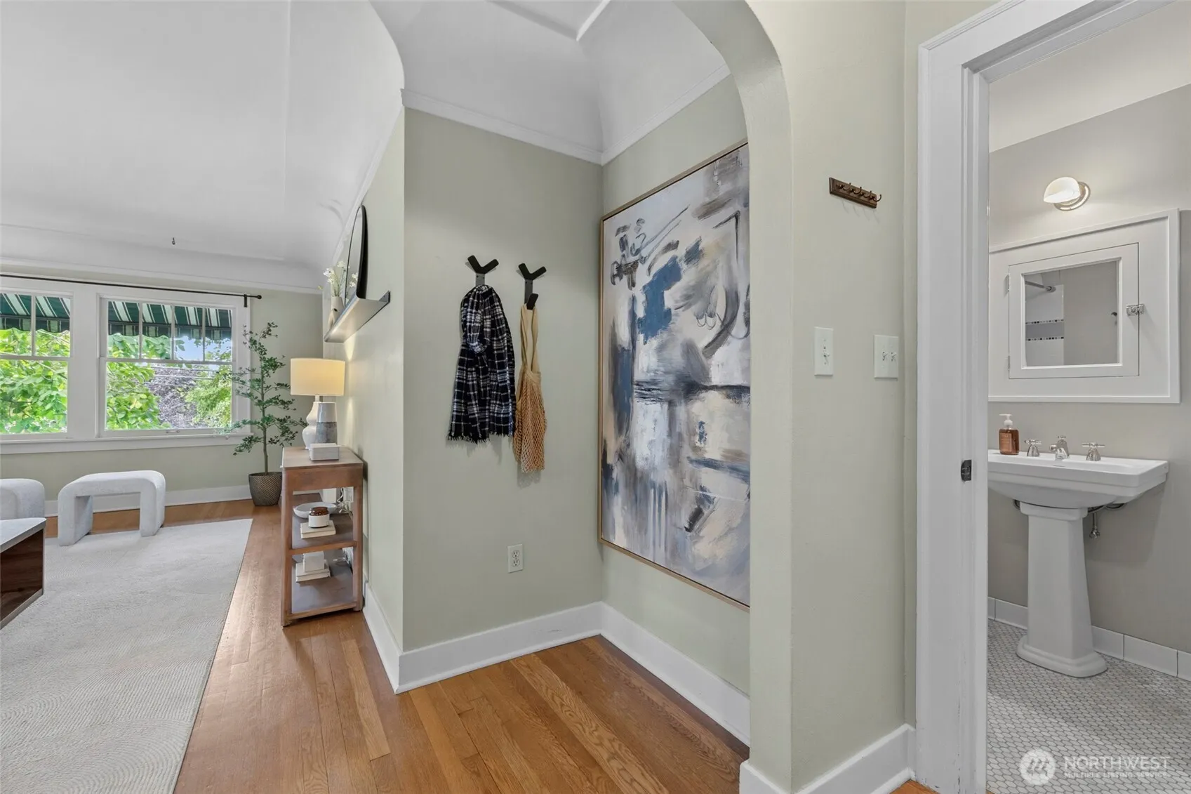 Property photo for 2634 Franklin Avenue E #202, Seattle photo 3