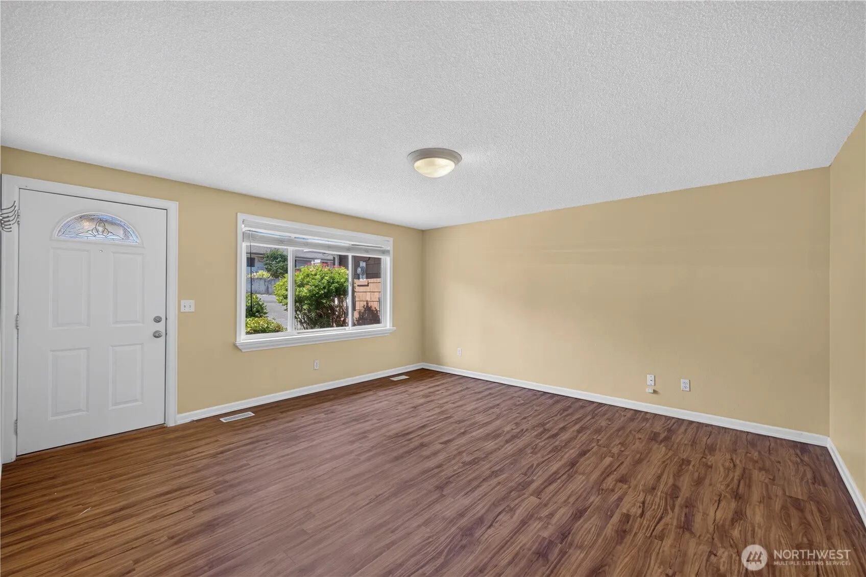 Property photo for 7825 Highland Drive, Everett photo 4