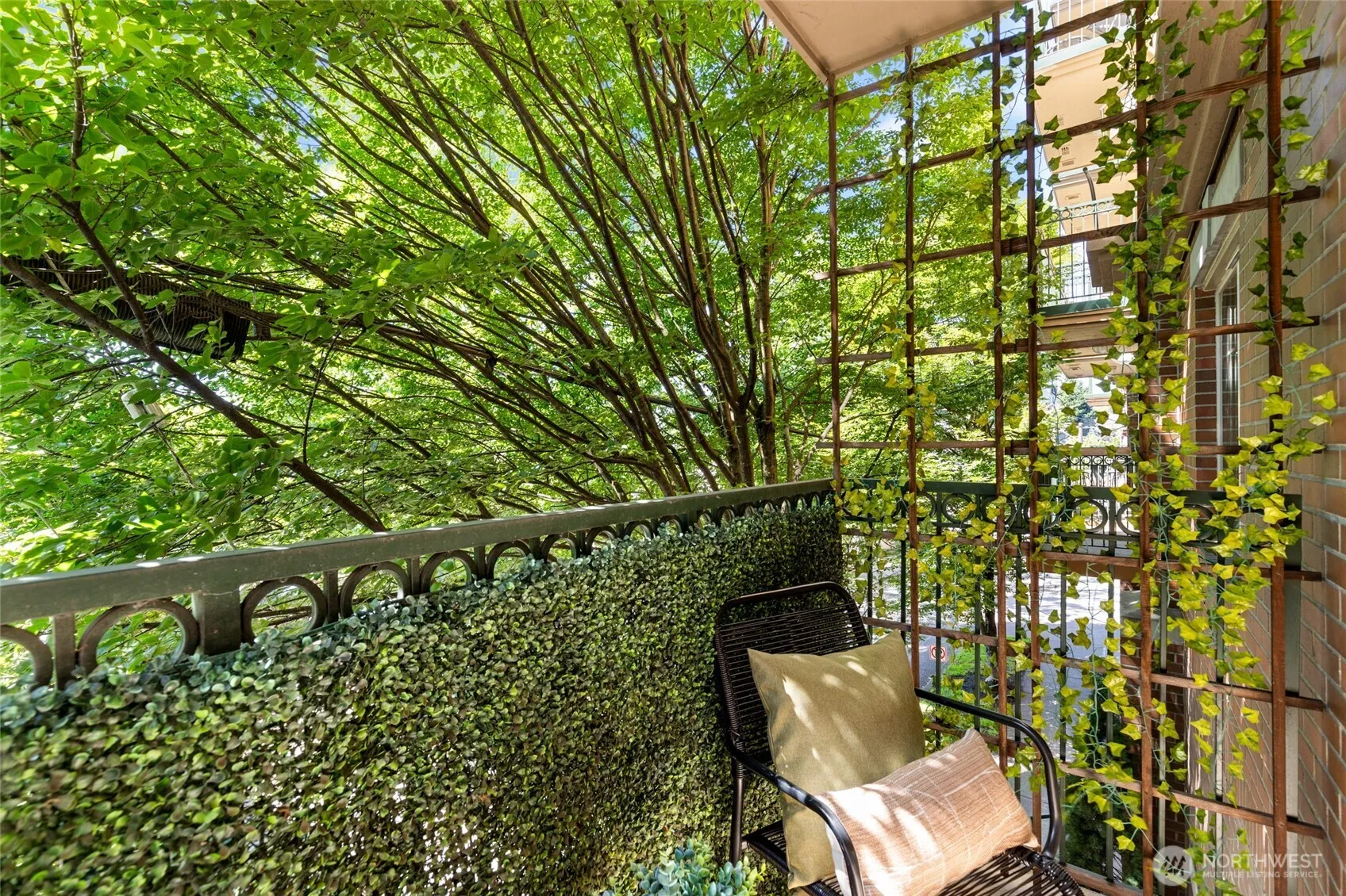 Property photo for 700 E Denny Way #206, Seattle photo 5