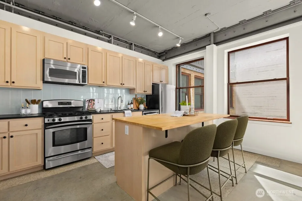 Property photo for 744 Market Street #301, Tacoma photo 5