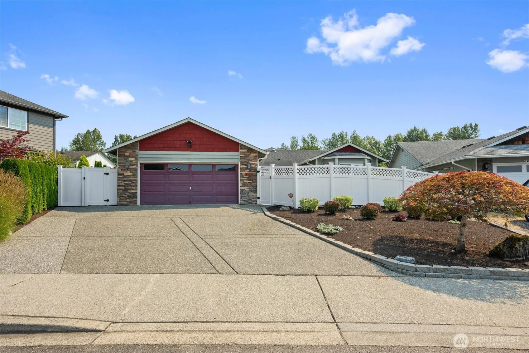 Property photo for 3331 65th Drive Ne, Marysville