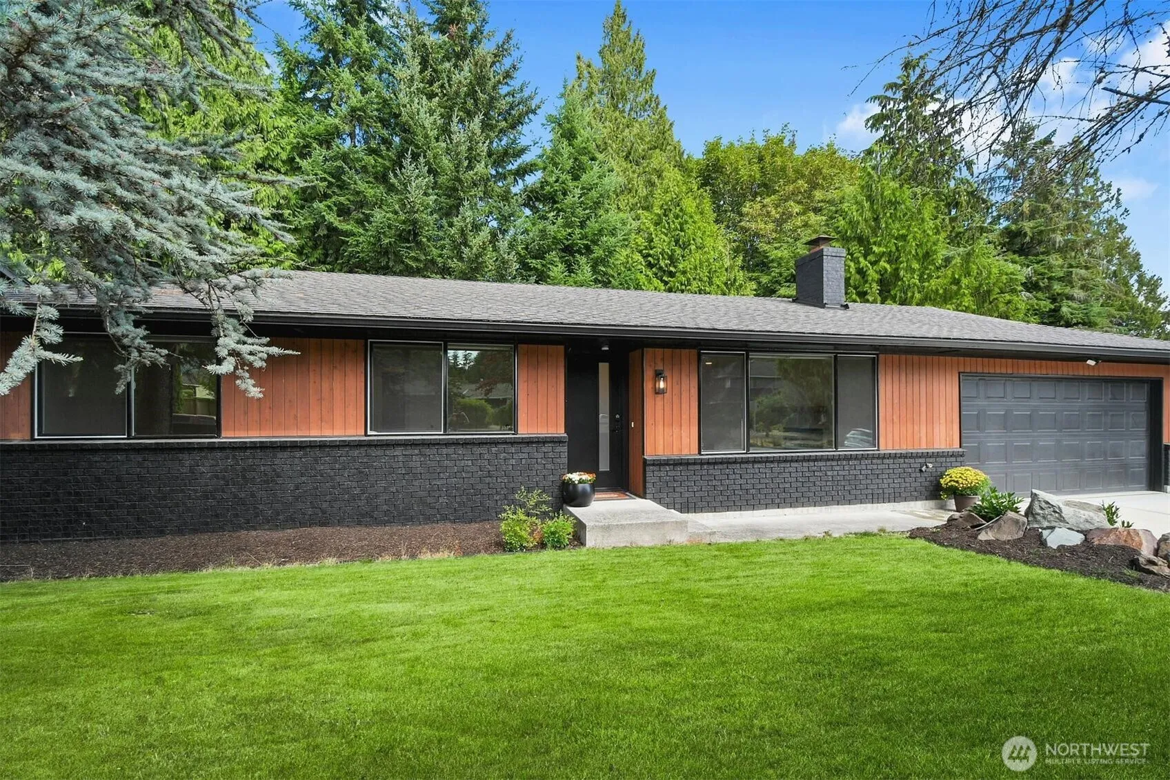 Property photo for 4221 108th Street Se, Everett photo 3