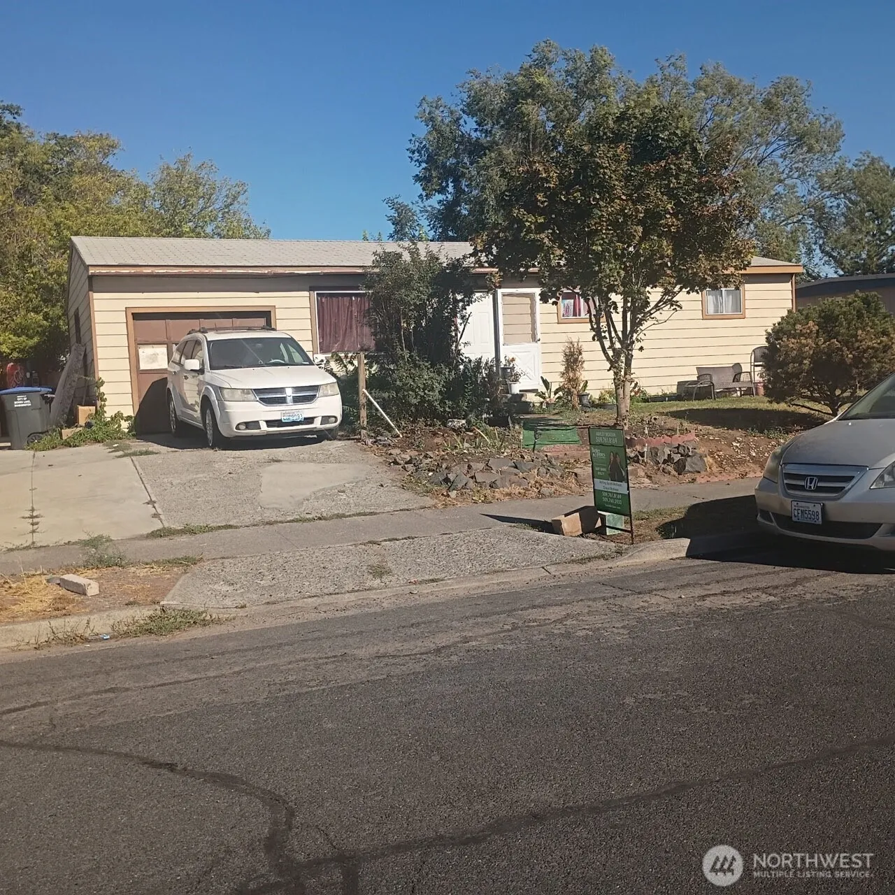 Property photo for 1435 W Sunset Drive, Moses Lake
