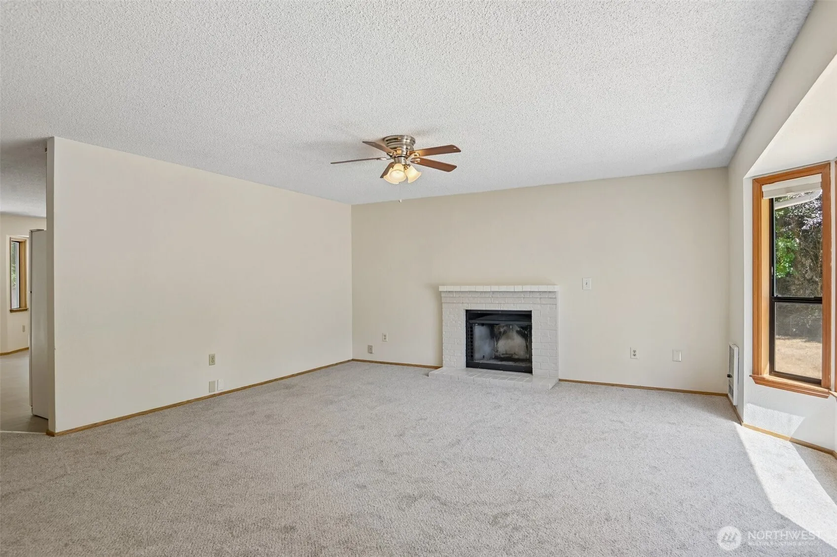 Property photo for 9003 159th Street E, Puyallup photo 4