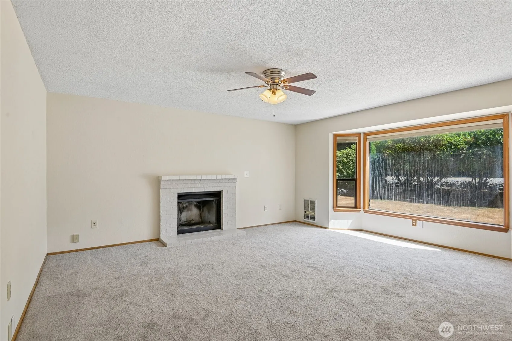 Property photo for 9003 159th Street E, Puyallup photo 3