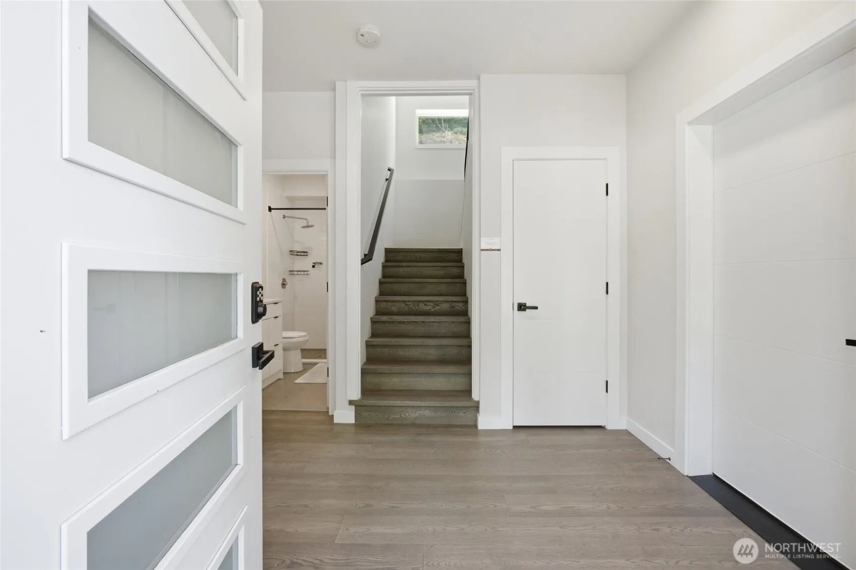 Property photo for 7511 Dumar Way Sw, Seattle photo 4