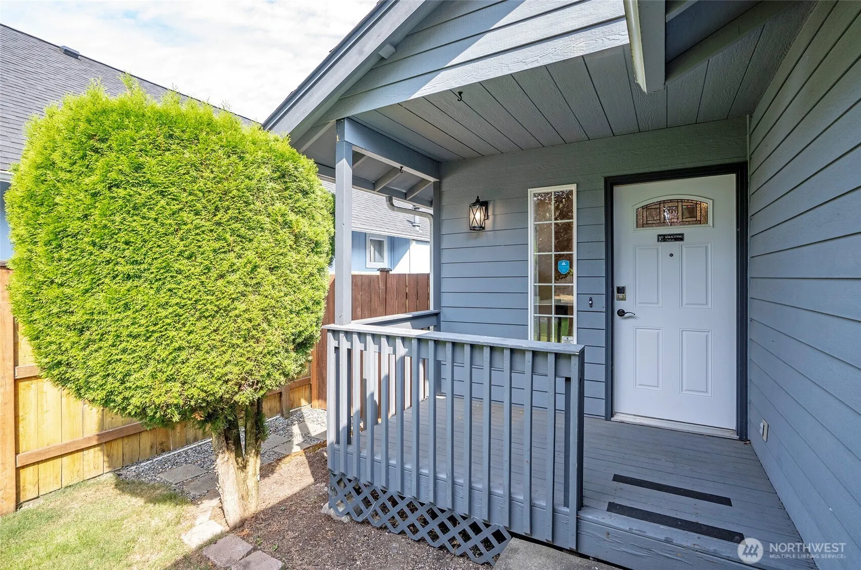 Property photo for 115 100th Street Ct E, Tacoma photo 2