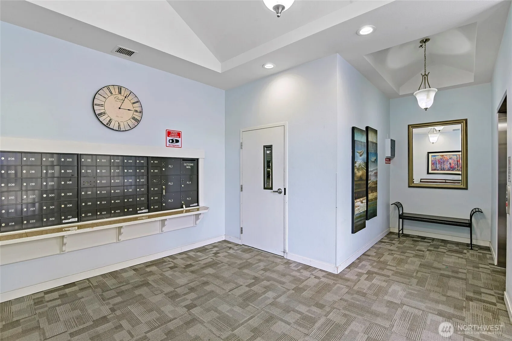 Property photo for 300 High School Road Ne #406, Bainbridge Island photo 3