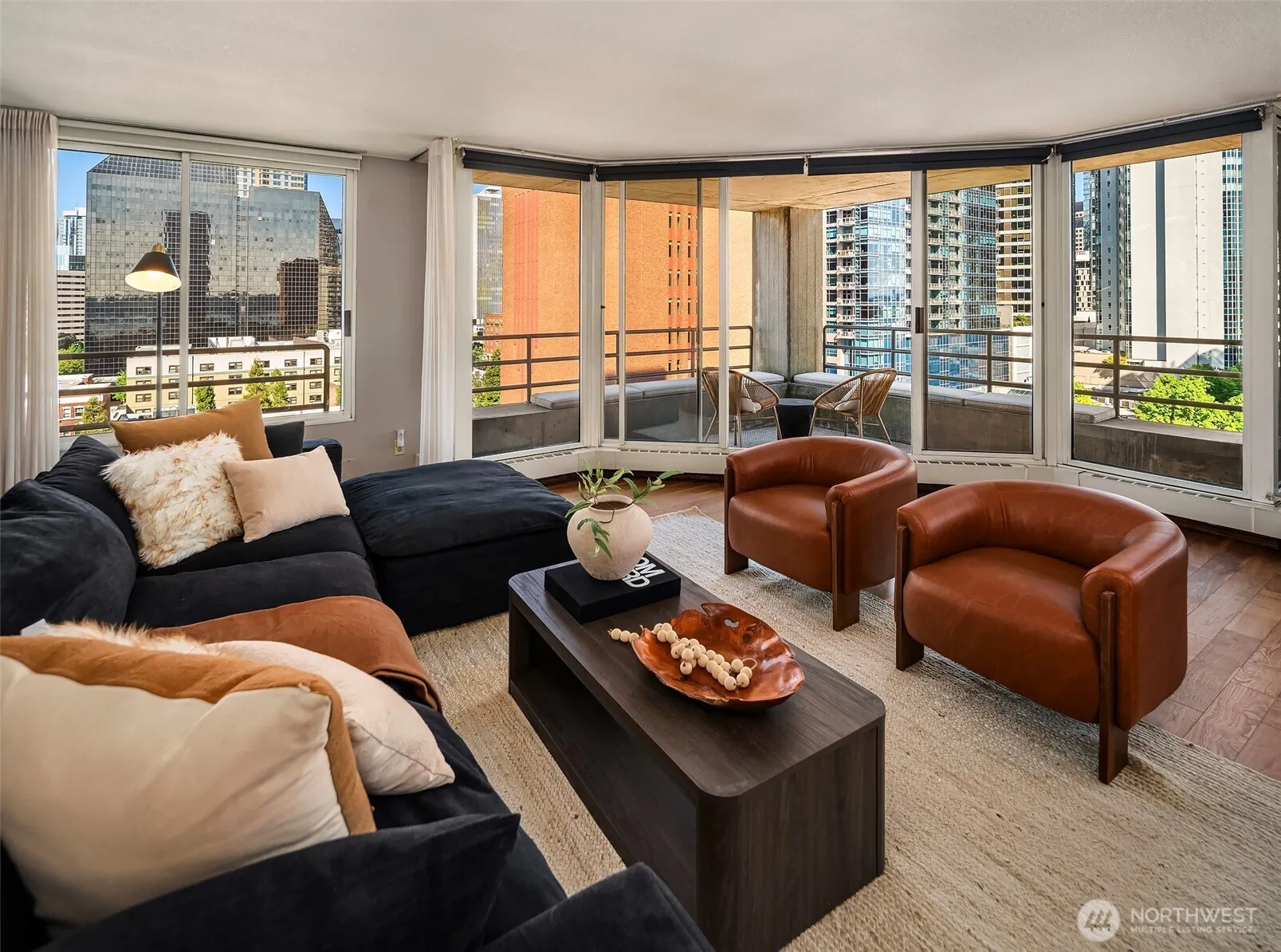 Property photo for 2125 1st Avenue #1304, Seattle photo 5