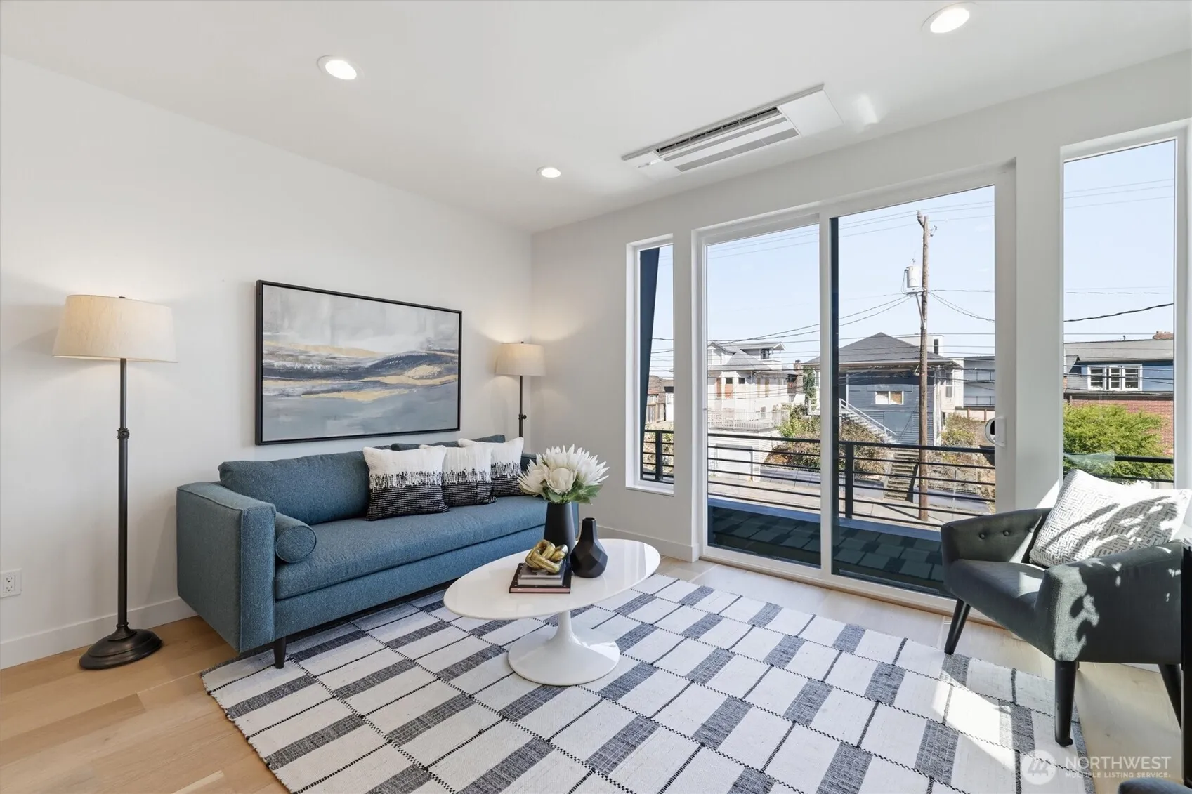 Property photo for 2011 Dexter Avenue N #a, Seattle photo 5