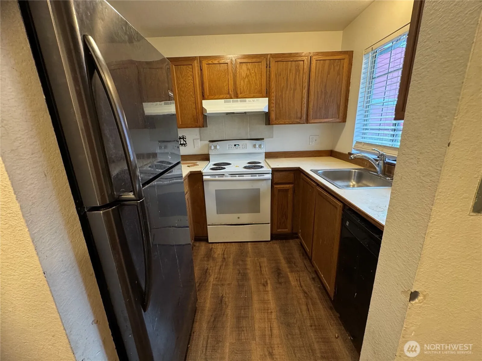 Property photo for 1915 E Spruce Street #a, Seattle photo 4