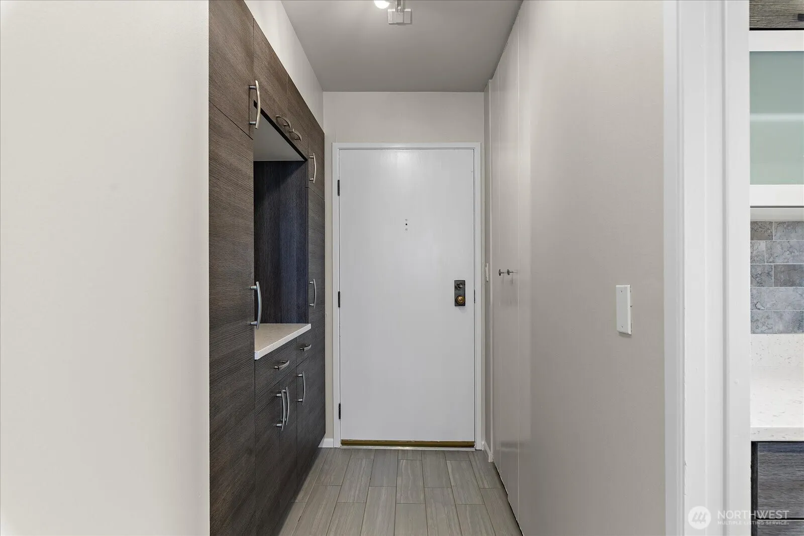 Property photo for 2100 3rd Avenue #1703, Seattle photo 5