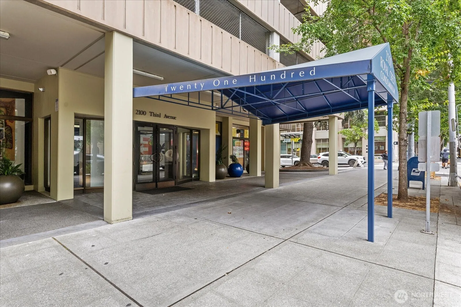 Property photo for 2100 3rd Avenue #1703, Seattle