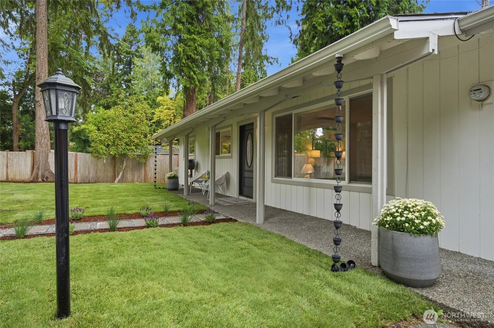 Property photo for 13323 108th Avenue Ne, Kirkland photo 3
