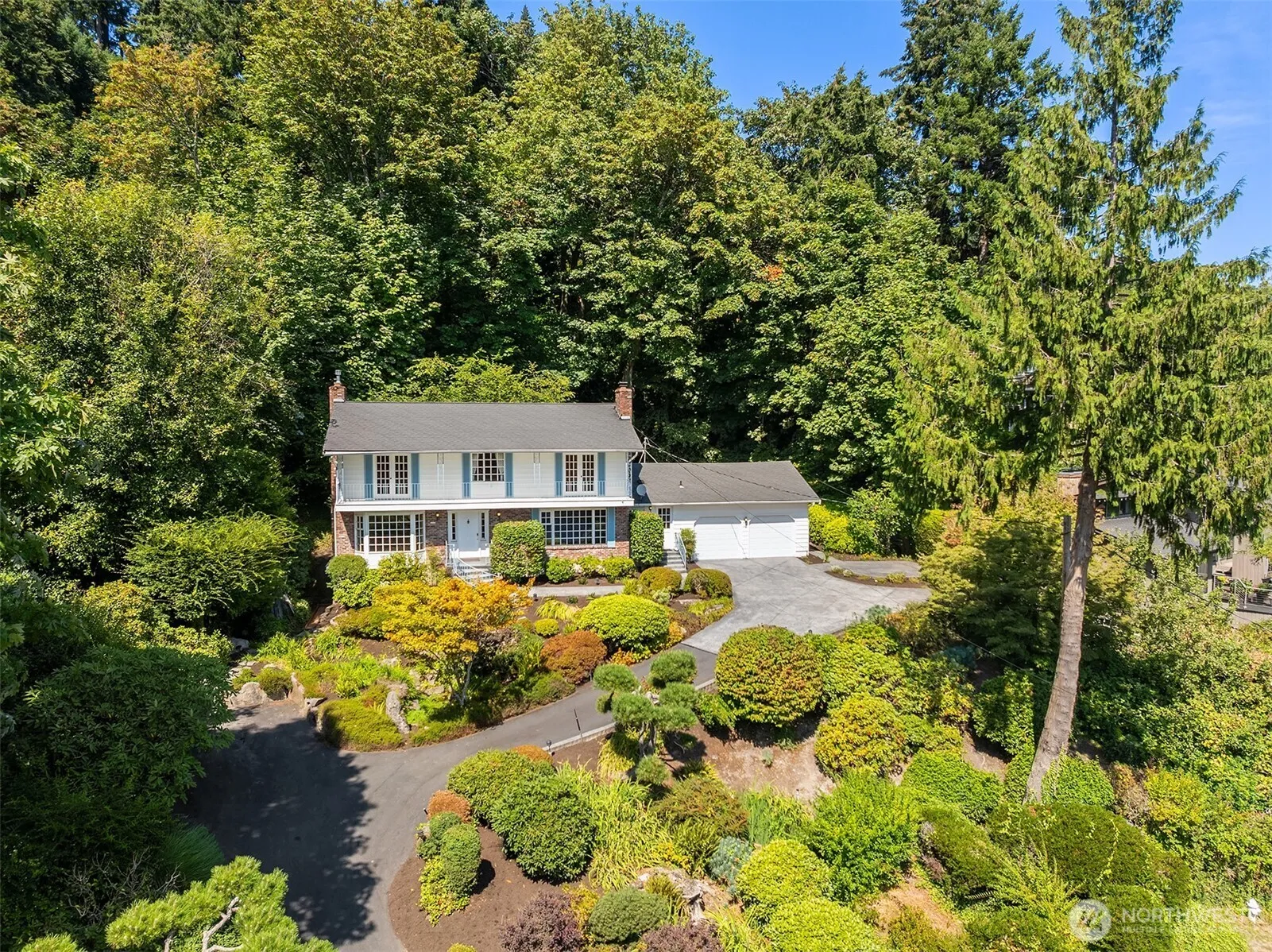 Property photo for 7921 E Mercer Way, Mercer Island photo 2