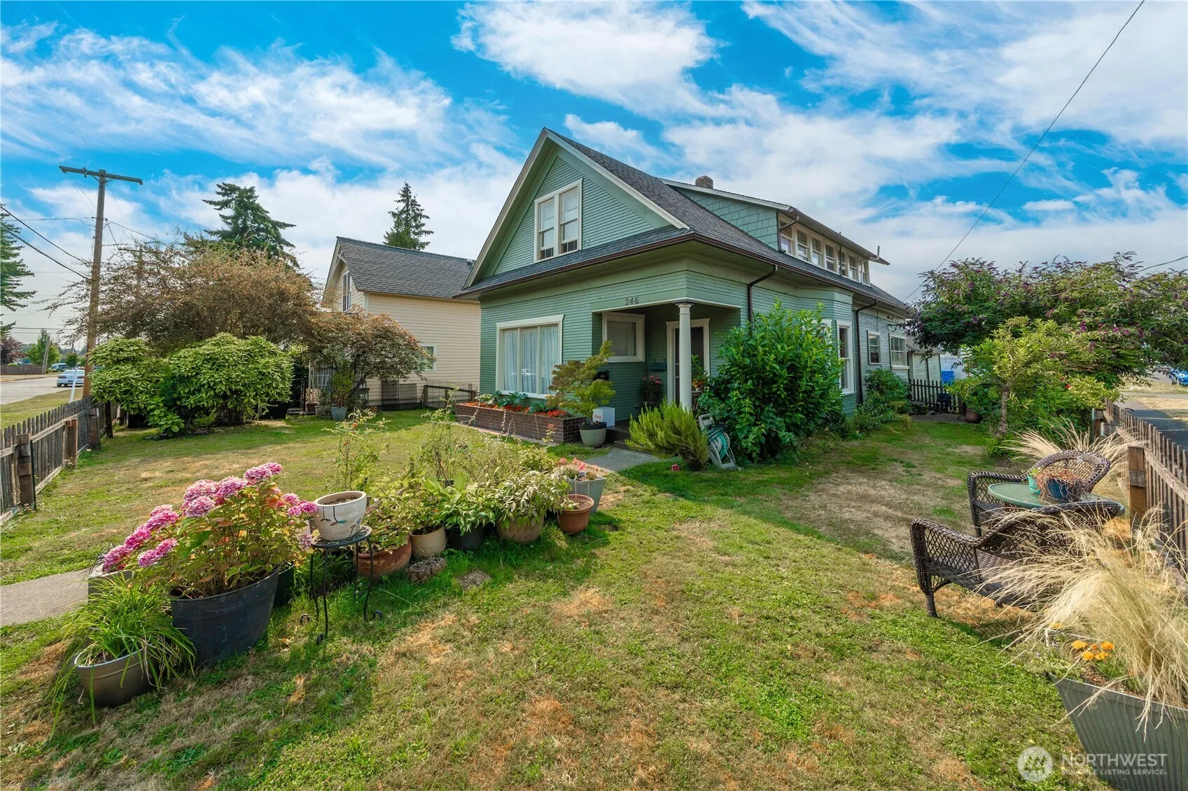 Property photo for 246 4th Avenue Nw, Puyallup photo 3